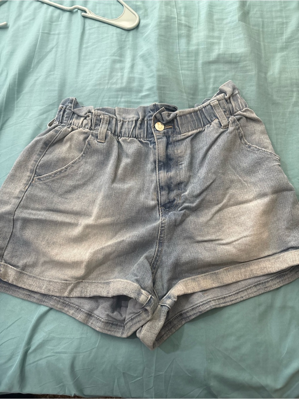 No Boundaries Light Blue Elastic-Waist Denim Shorts